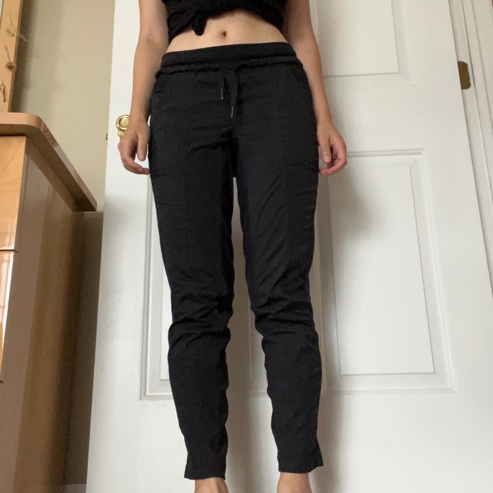 Lululemon stretchy waist pants